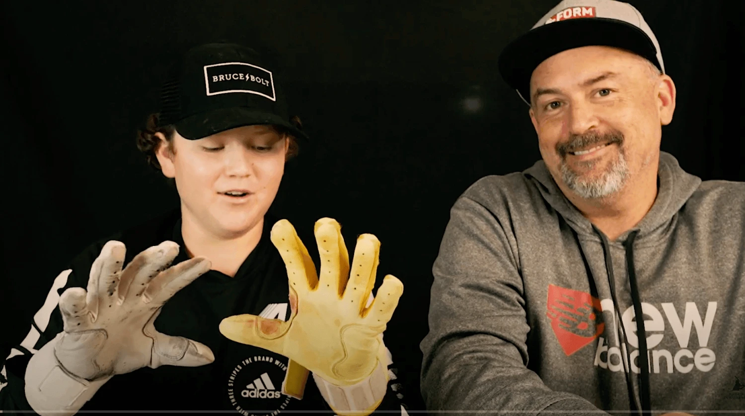 Bruce Bolt PREMIUM PRO Short Cuff Batting Gloves: White - Image 3