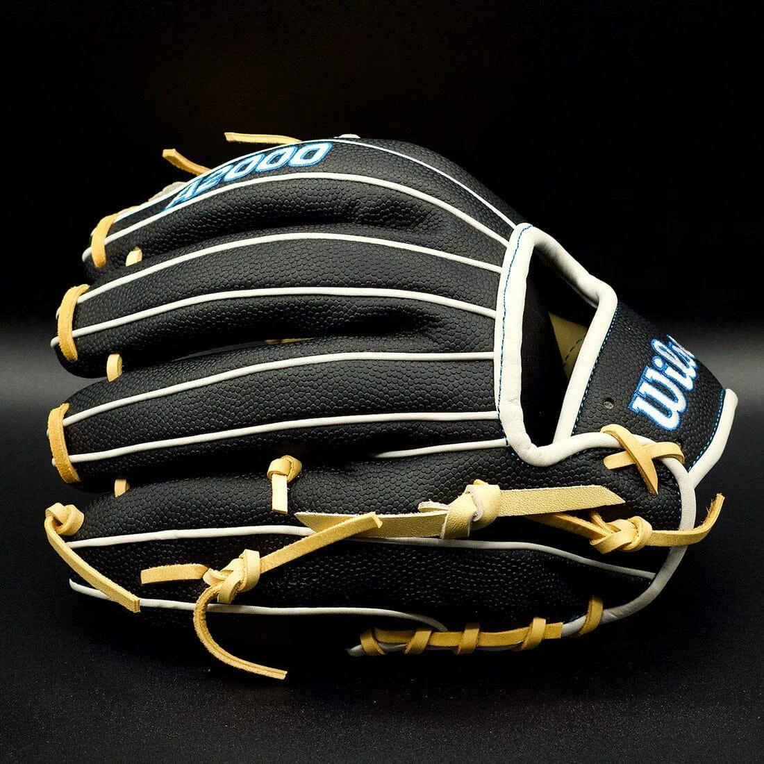 2023 Wilson A2000 South Region SM 11.5" Spin Control Infield Baseball Glove: WBW101301115 - Image 13